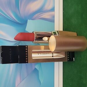 LAMEILA Primary Colour Impression 05 Lipstick 3.8g Pure Silk Satin New in Box